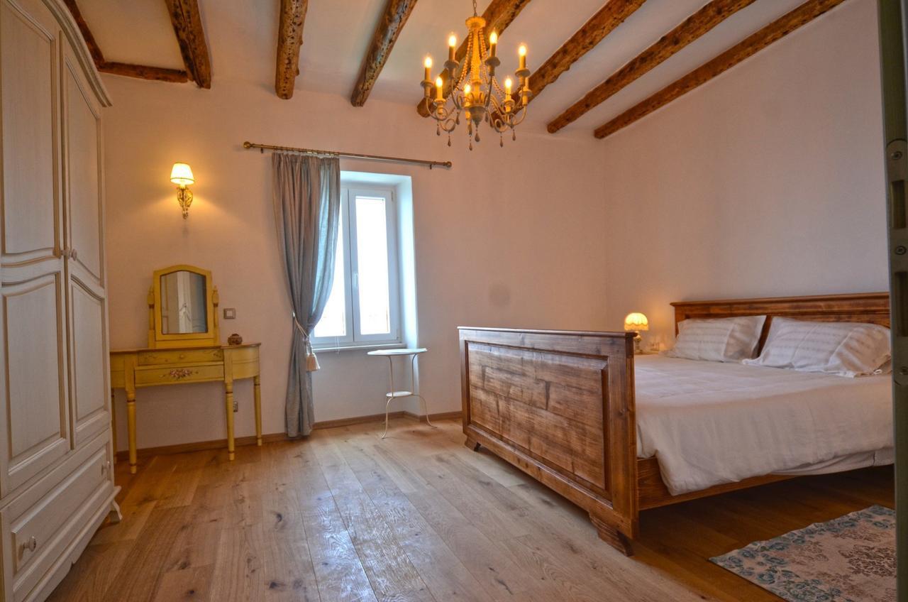 Arnolongo B4 Sea View Hotell Rovinj Eksteriør bilde